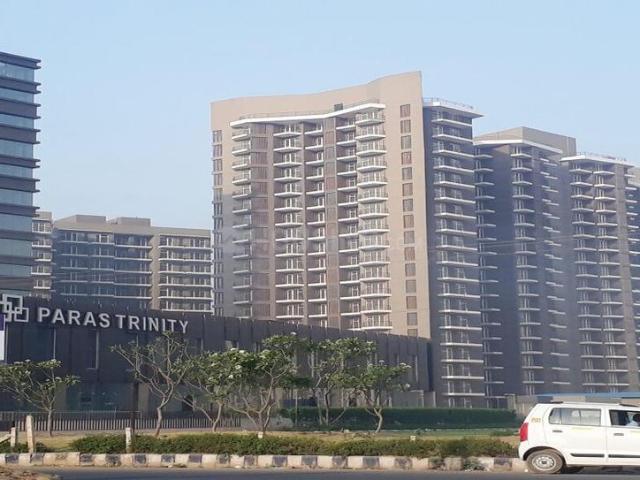 4 BHK Apartment in Sector 63 for resale Gurgaon. The reference number is 16532200