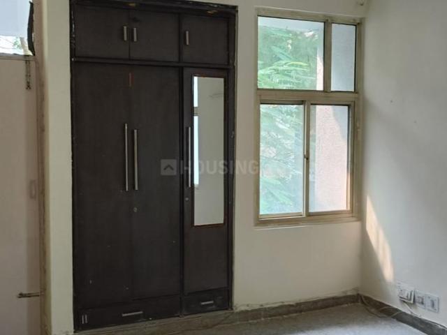 4 BHK Apartment in Sector 6 Dwarka for rent New Delhi. The reference number is 20296303