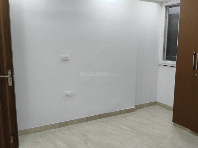 4 BHK Apartment in Sector 6 Dwarka for rent New Delhi. The reference number is 20338840