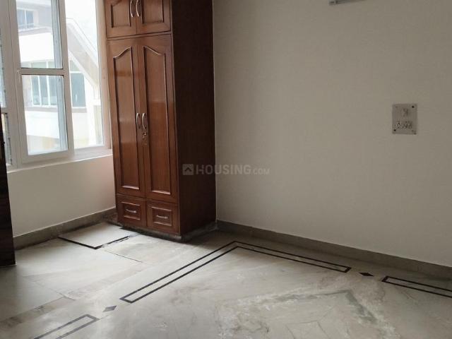 4 BHK Apartment in Sector 6 Dwarka for rent New Delhi. The reference number is 20624531