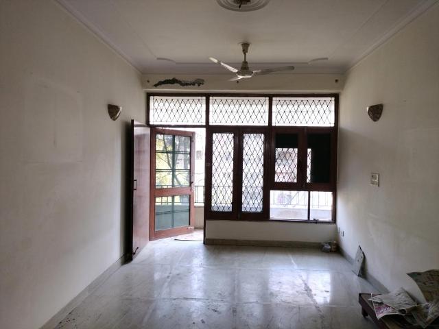 4 BHK Apartment in Sector 6 Dwarka for resale New Delhi. The reference number is 16123734