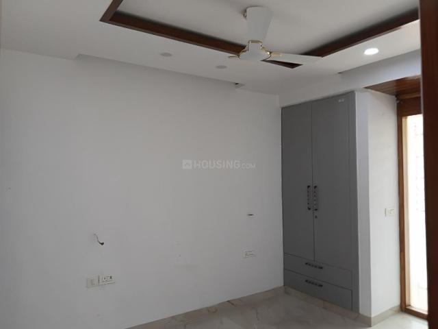4 BHK Apartment in Sector 6 Dwarka for resale South West Delhi. The reference number is 16611317