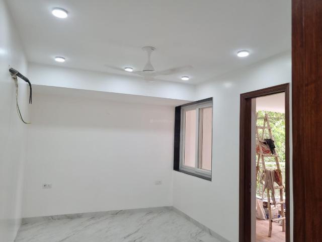 4 BHK Apartment in Sector 6 Dwarka for resale New Delhi. The reference number is 20588088