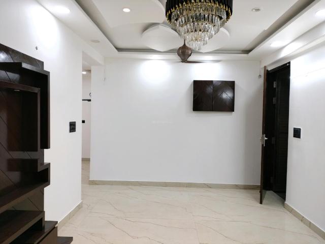 4 BHK Apartment in Sector 6 Dwarka for resale New Delhi. The reference number is 20603356