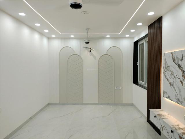 4 BHK Apartment in Sector 6 Dwarka for resale New Delhi. The reference number is 20615081