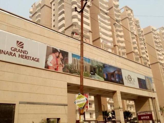 4 BHK Apartment in Sector 74 for resale Noida. The reference number is 20934250