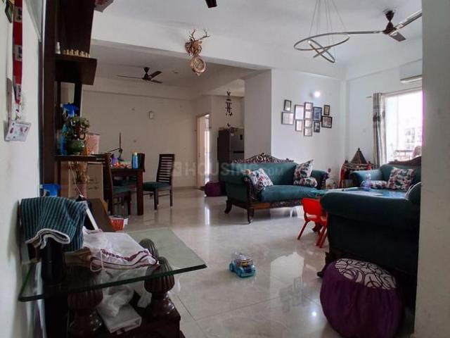 4 BHK Apartment in Sector 75 for rent Noida. The reference number is 19593074