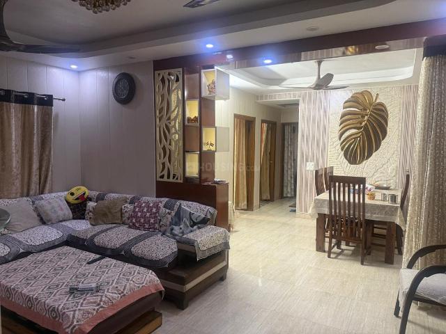 4 BHK Apartment in Sector 75 for rent Noida. The reference number is 20547992