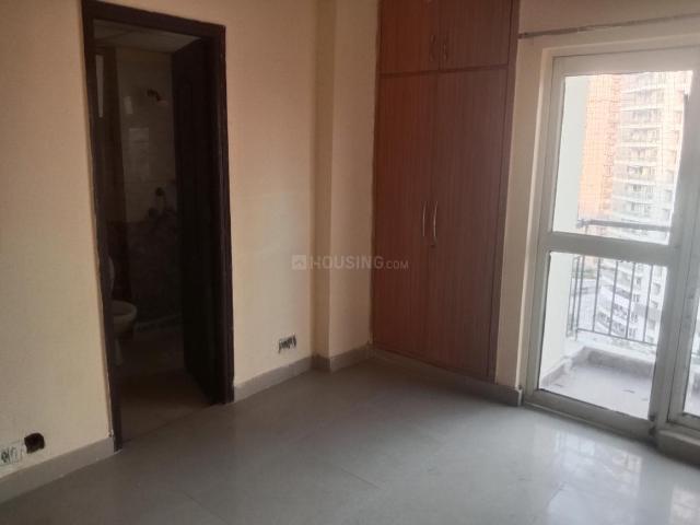 4 BHK Apartment in Sector 75 for resale Noida. The reference number is 19499714
