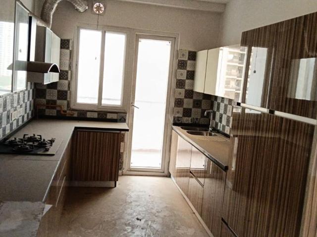 4 BHK Apartment in Sector 75 for resale Noida. The reference number is 20584351