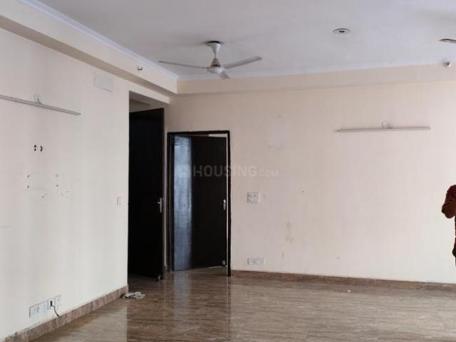 4 BHK Apartment in Sector 76 for rent Noida. The reference number is 20611396