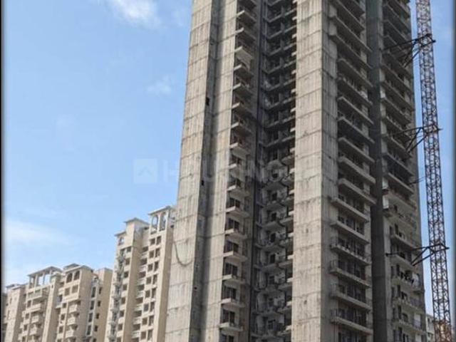 4 BHK Apartment in Sector 76 for resale Noida. The reference number is 11862414