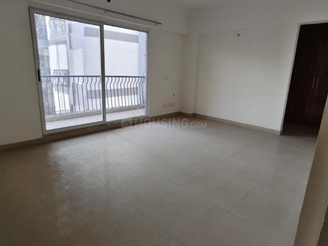 4 BHK Apartment in Sector 77 for rent Noida. The reference number is 20587407