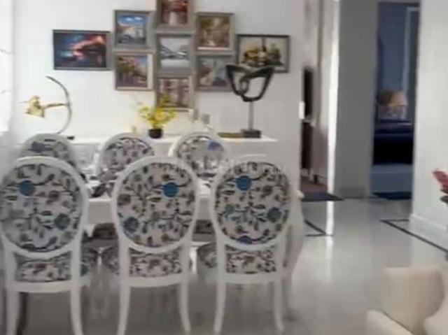 4 BHK Apartment in Sector 77 for resale Gurgaon. The reference number is 20401478