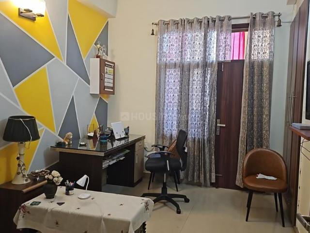 4 BHK Apartment in Sector 77 for resale Noida. The reference number is 19674608