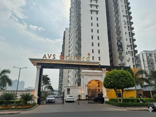 4 BHK Apartment in Sector 77 for resale Noida. The reference number is 19901378