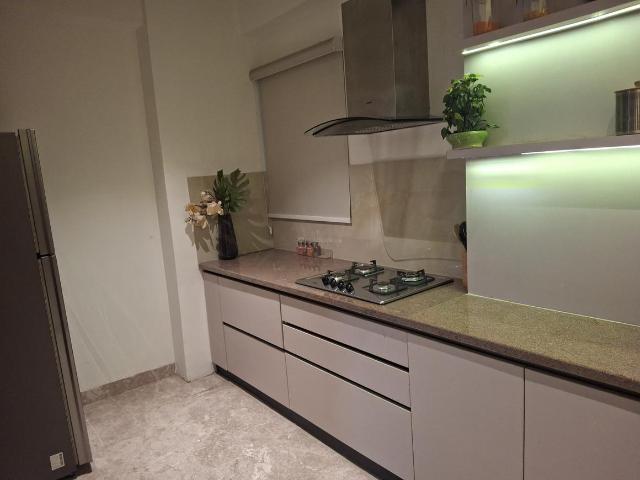 4 BHK Apartment in Sector 77 for resale Noida. The reference number is 19264474