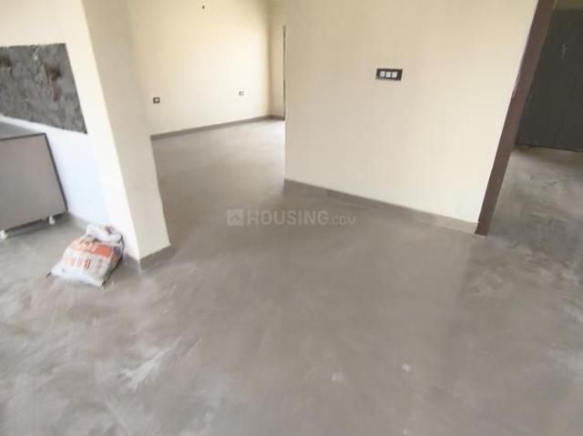 4 BHK Apartment in Sector 77 for resale Noida. The reference number is 20052131