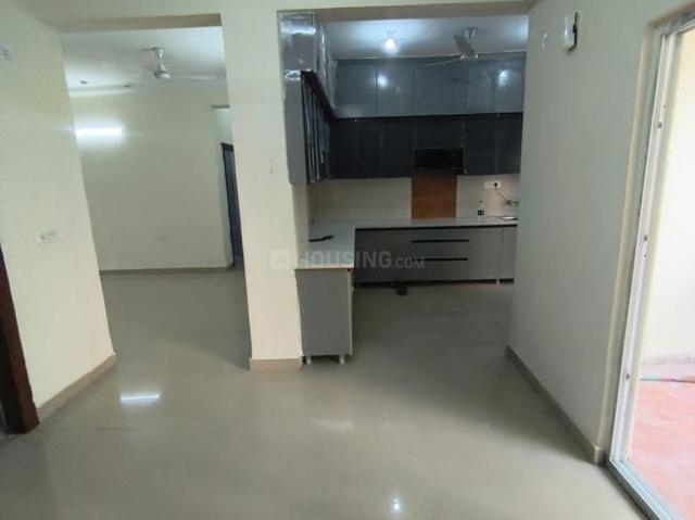 4 BHK Apartment in Sector 77 for resale Noida. The reference number is 20295374