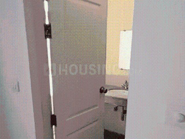 4 BHK Apartment in Sector 78 for rent Gurgaon. The reference number is 20022248