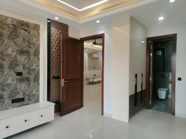 4 BHK Apartment in Sector 70A for resale Gurgaon. The reference number is 19838927