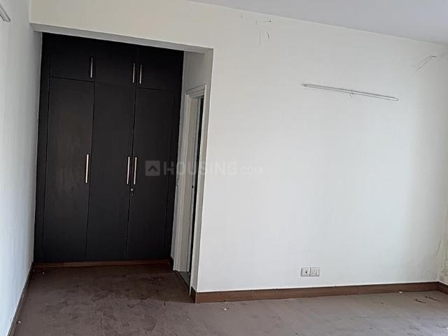 4 BHK Apartment in Sector 72 for rent Gurgaon. The reference number is 20197579