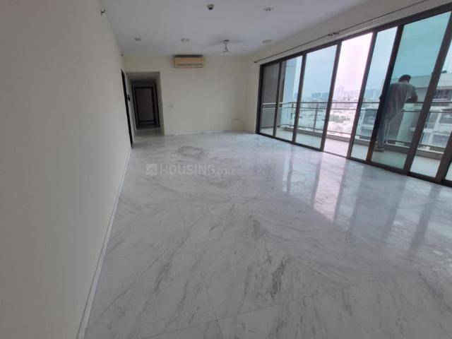 4 BHK Apartment in Sector 72 for resale Gurgaon. The reference number is 19606467