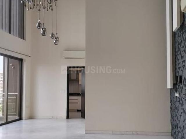 4 BHK Apartment in Sector 72 for resale Gurgaon. The reference number is 19610697