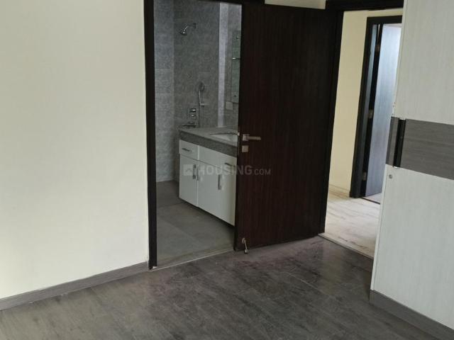 4 BHK Apartment in Sector 72 for resale Gurgaon. The reference number is 19844969