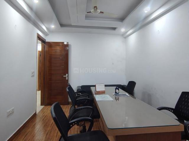 4 BHK Apartment in Sector 73 for resale Noida. The reference number is 16434862