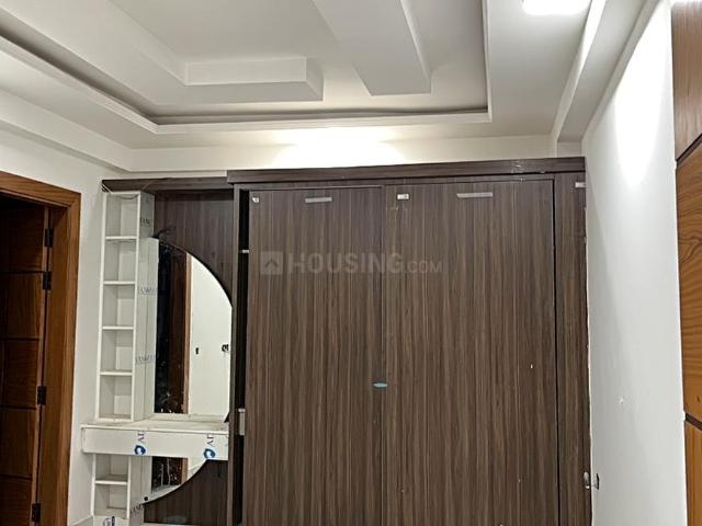 4 BHK Apartment in Sector 73 for resale Noida. The reference number is 19685844