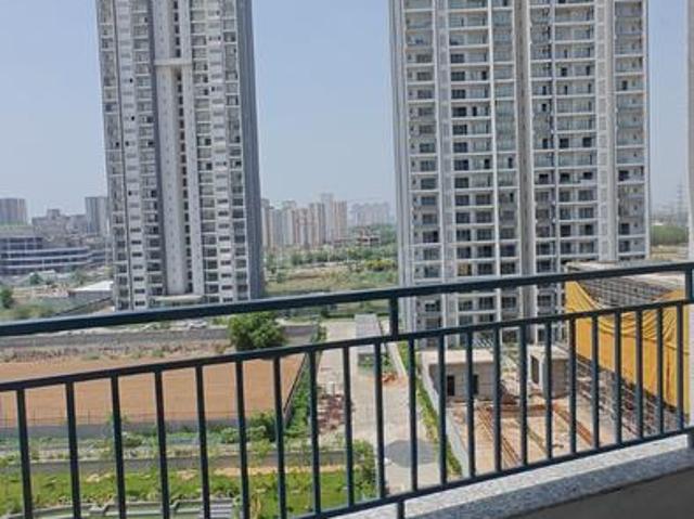4 BHK Apartment in Sector 85 for resale Gurgaon. The reference number is 20970574