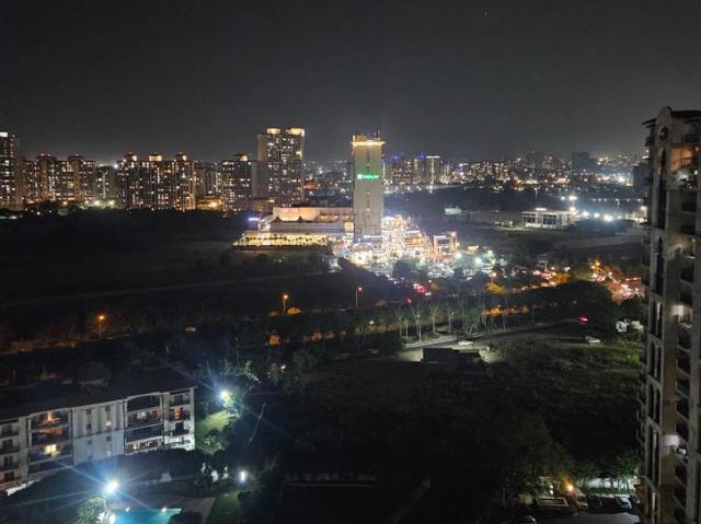 4 BHK Apartment in Sector 86 for rent Gurgaon. The reference number is 20189307
