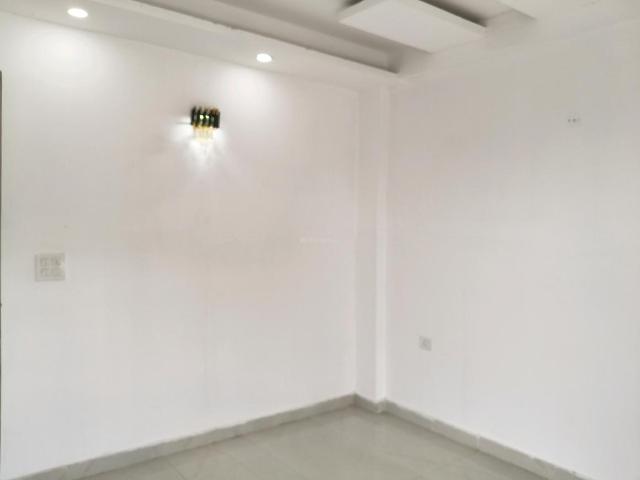 4 BHK Apartment in Sector 81 for resale Gurgaon. The reference number is 19511778