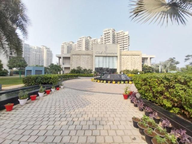 4 BHK Apartment in Sector 81 for resale Gurgaon. The reference number is 20336823