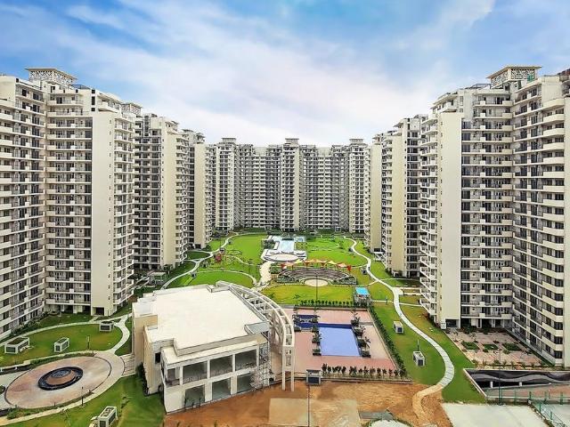 4 BHK Apartment in Sector 81 for resale Gurgaon. The reference number is 20975169