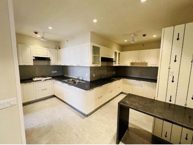 4 BHK Apartment in Sector 82 for rent Mohali. The reference number is 20005526