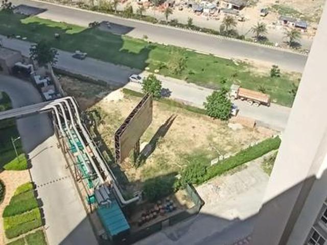4 BHK Apartment in Sector 82 for rent Gurgaon. The reference number is 16744556