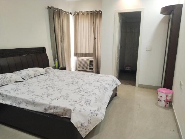 4 BHK Apartment in Sector 82 for rent Gurgaon. The reference number is 20339049