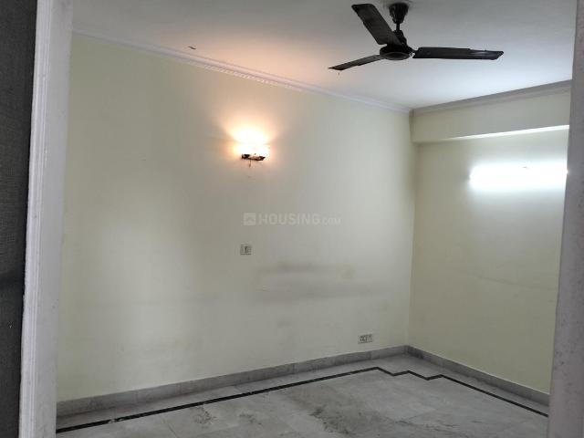 4 BHK Apartment in Sector 82 for resale Noida. The reference number is 20190008
