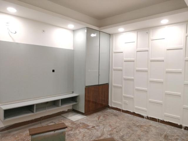 4 BHK Apartment in Sector 8 Dwarka for resale New Delhi. The reference number is 20790473