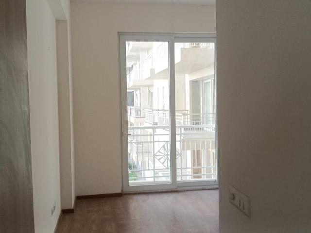 4 BHK Apartment in Sector 99 for rent Gurgaon. The reference number is 19985818
