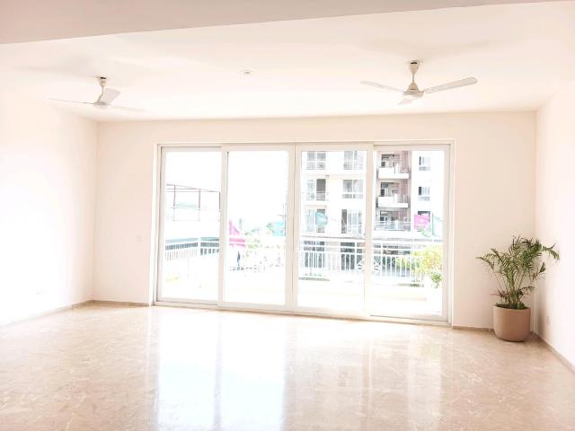 4 BHK Apartment in Sector 99 for resale Gurgaon. The reference number is 16369039