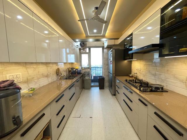 4 BHK Apartment in Sector 90 for resale Gurgaon. The reference number is 20309274