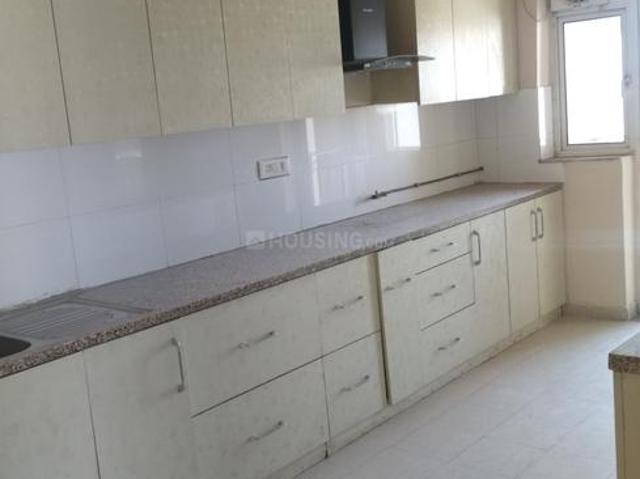 4 BHK Apartment in Sector 91 for rent Gurgaon. The reference number is 16784950