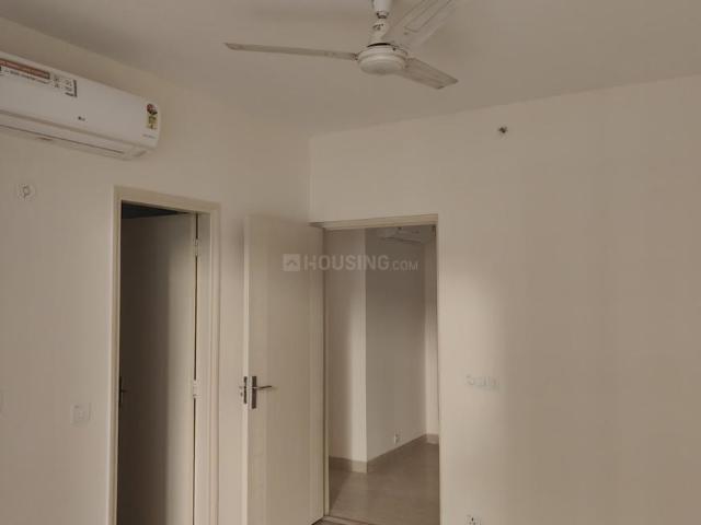 4 BHK Apartment in Sector 92 for rent Gurgaon. The reference number is 19810087