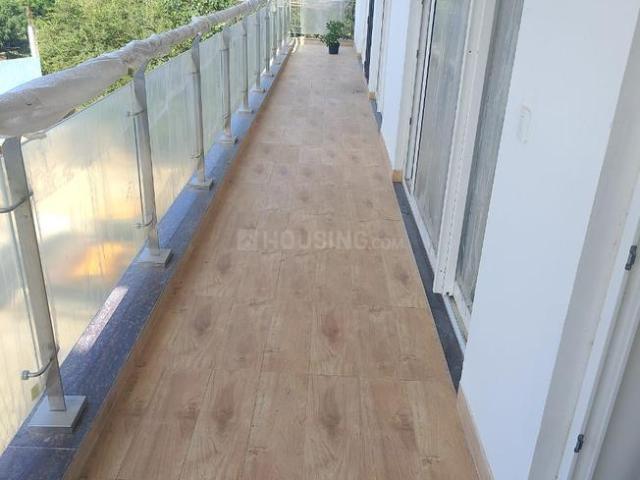 4 BHK Apartment in Sector 92 for resale Gurgaon. The reference number is 17183120