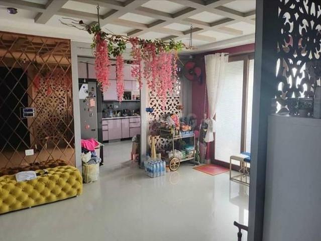 4 BHK Apartment in Sector 92 for resale Gurgaon. The reference number is 19631897