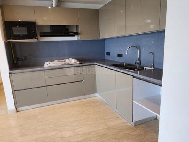4 BHK Apartment in Sector 93B for rent Noida. The reference number is 17742168
