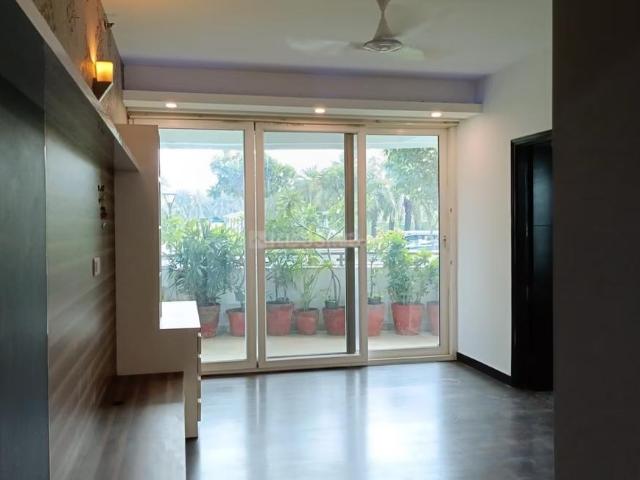 4 BHK Apartment in Sector 93B for rent Noida. The reference number is 18423434